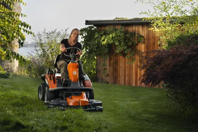 Rider Husqvarna R 200iX AWD