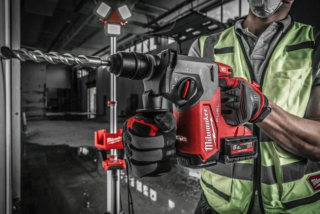 Młot udarowy obrot XXX Milwaukee M18FHX-0X