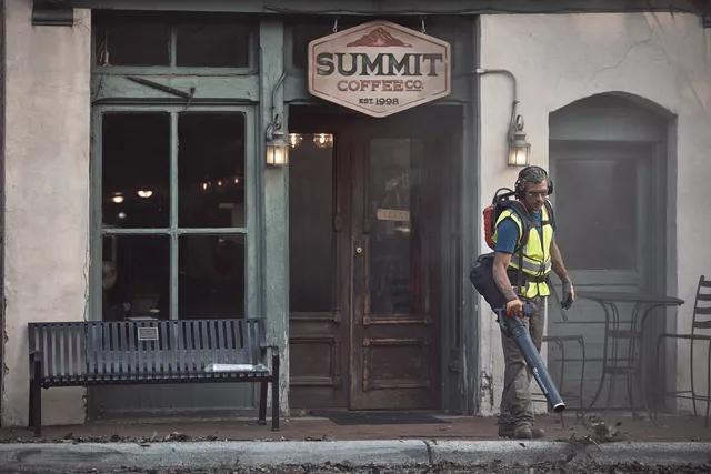 Dmuchawa do liści HUSQVARNA 550iBTX (No batt.,no charg., incl.harness & flat nozzle. BT(EU))