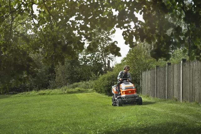 Husqvarna TC 220T 14,4 kW 108 cm 708 cm³
