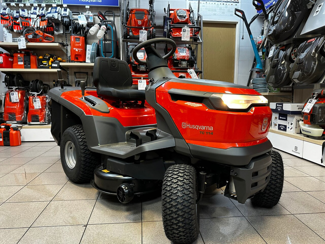 Traktorek Husqvarna TC114 9 kW 95 cm 452 cm³