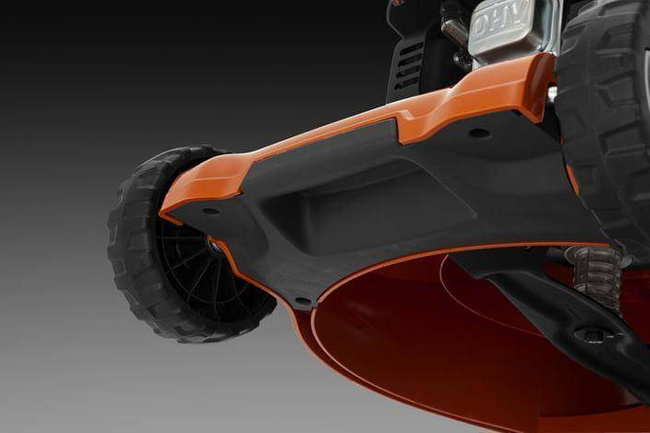 Kosiarka spalinowa Husqvarna LC247 + olej Husqvarna