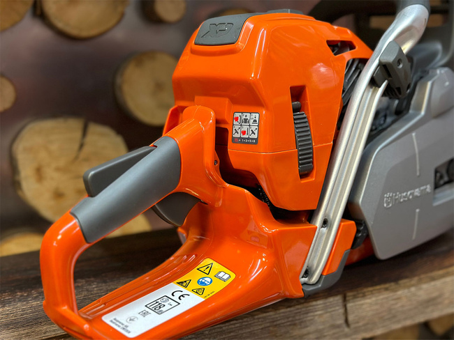 Pilarka spalinowa Husqvarna 562 XP + olej Husqvarna + ŁAŃCUCH GRATIS