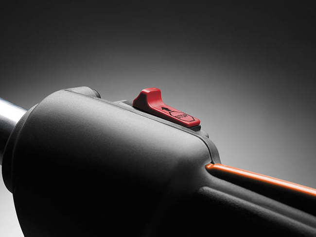 Nożyce spalinowe Husqvarna 122HD60 + olej Husqvarna