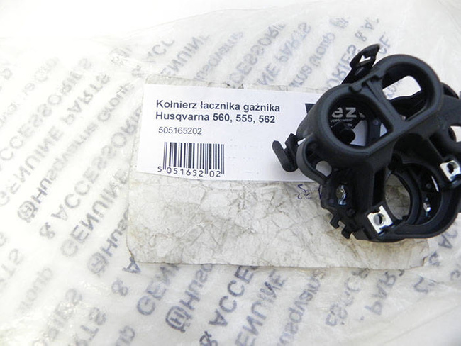 Kołnierz łącznika gaźnika Husqvarna 560