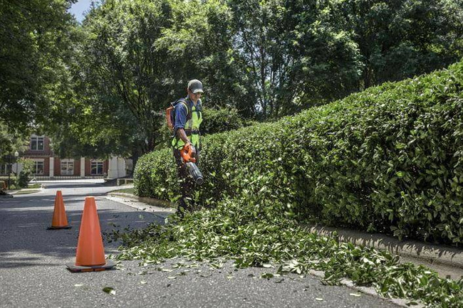 Dmuchawa akumulatorowa Husqvarna 530iBX