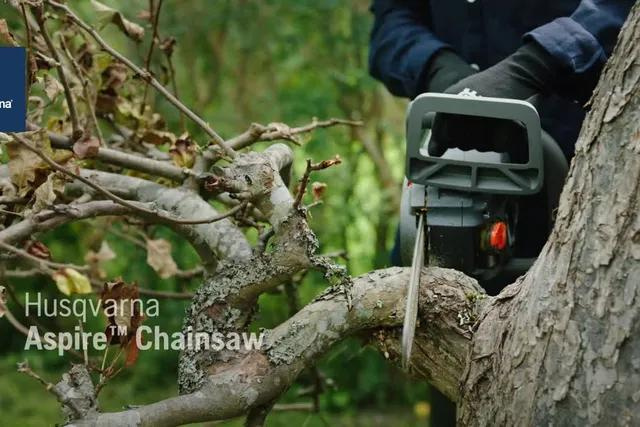 Pilarka łańcuchowa Husqvarna Aspire™ C15X-P4A bez akumulatora i ładowarki