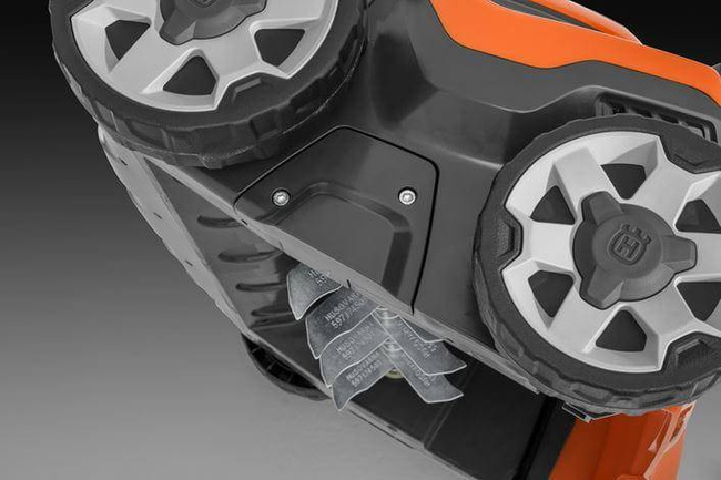 Wertykulator Akumulatorowy Husqvarna S138i Ładowarka +Bateria