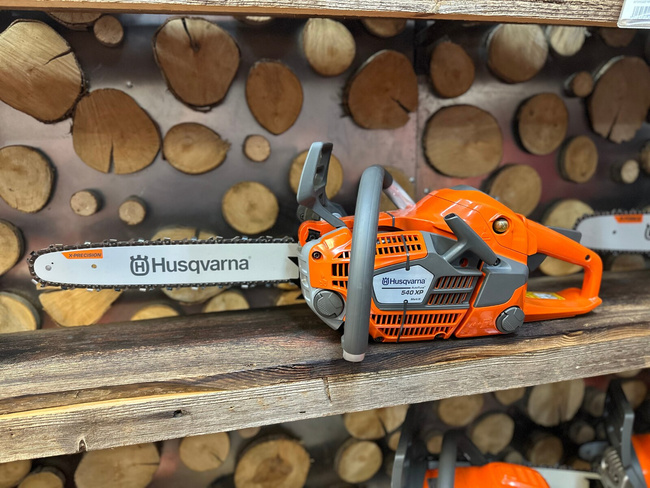 Pilarka spalinowa Husqvarna 540XP Mark III + olej Husqvarna