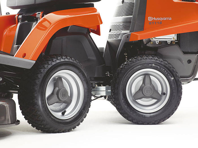 Rider Husqvarna R112C 8,4 kW 85 cm 413cm³ z kosiskiem COMBI 85