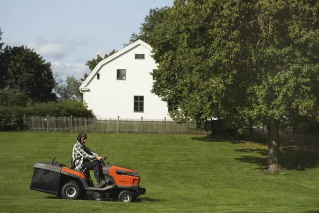 Husqvarna TC 220T 14,4 kW 108 cm 708 cm³