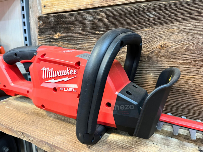 Nożyce do żywopłotu 45 cm Milwaukee M18FHT45-0