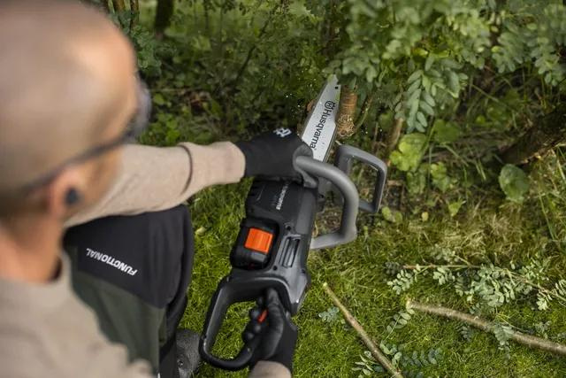 Pilarka łańcuchowa Husqvarna Aspire™ C15X-P4A bez akumulatora i ładowarki