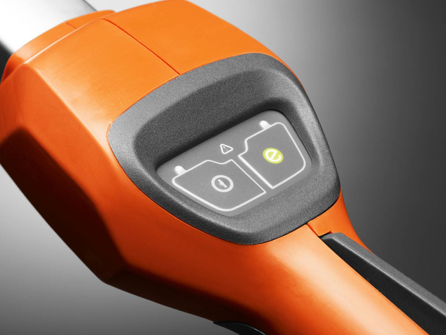 Podkaszarka Akumulatorowa Husqvarna 115IL zestaw z baterią i ładowarką