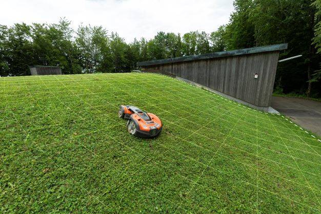 Kosiarka automatyczna Husqvarna Automower 535AWD do 3500 m²