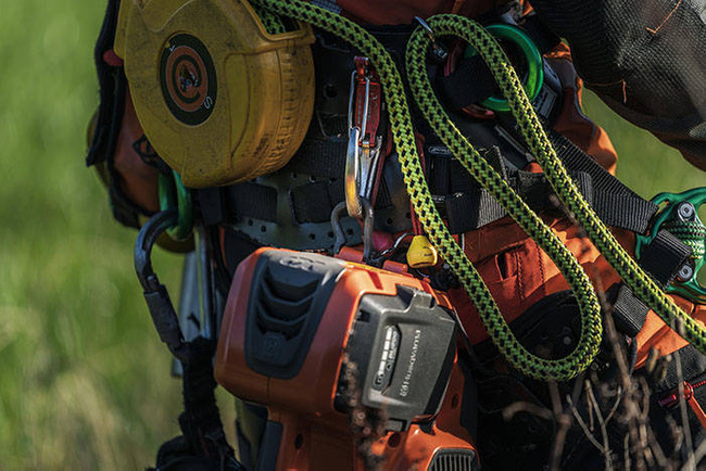 Pilarka spalinowa Husqvarna T525 carving + olej Husqvarna + ŁAŃCUCH GRATIS