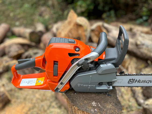 Pilarka Spalinowa Husqvarna 560 XP® model 2020 + olej Husqvarna + ŁAŃCUCH GRATIS