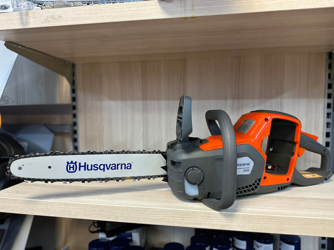 Pilarka Akumulatorowa Husqvarna 240i bez baterii i ładowarki+ ŁAŃCUCH GRATIS