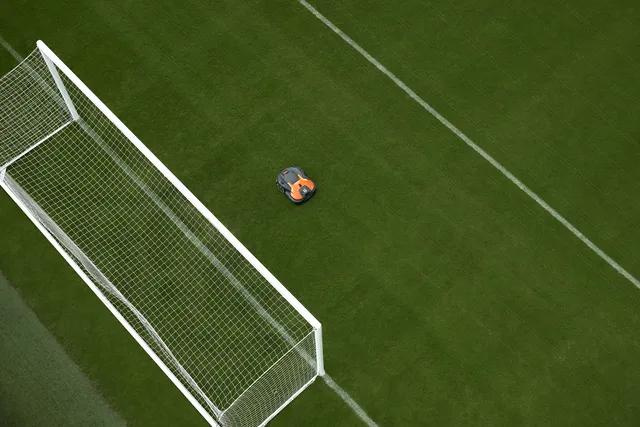 Robot koszący Husqvarna Automower® 580 EPOS® (EPOS wirefree technology)