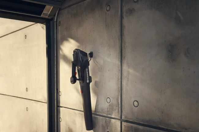 Dmuchawa do liści Husqvarna Aspire™ B8X-P4A bez baterii i ładowarki