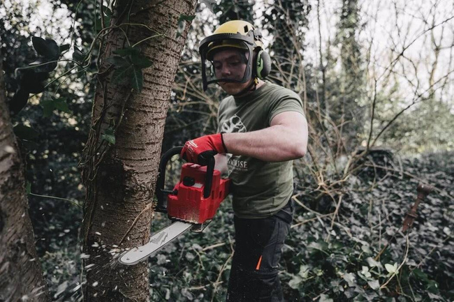 Pilarka łańcuchowa 35 cm Milwaukee M18FCHS35-0