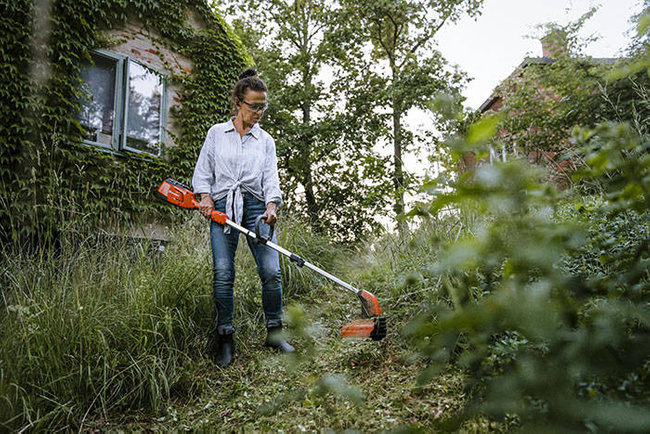 Podkaszarka akumulatorowa Husqvarna 115iL 33 cm