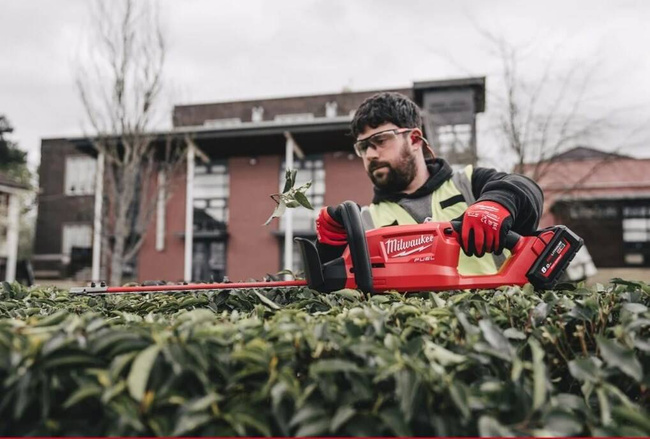 Nożyce do żywopłotu 45 cm Milwaukee M18FHT45-0