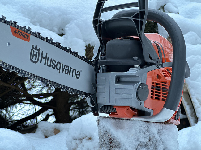 Pilarka Spalinowa Husqvarna 560 XP Mark II + olej Husqvarna