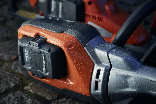 Wykaszarka akumulatorowa Husqvarna 535iRXT 45 cm 4,9 kg