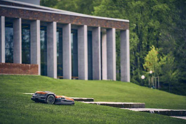 Kosiarka automatyczna Husqvarna CEORA 546 EPOS